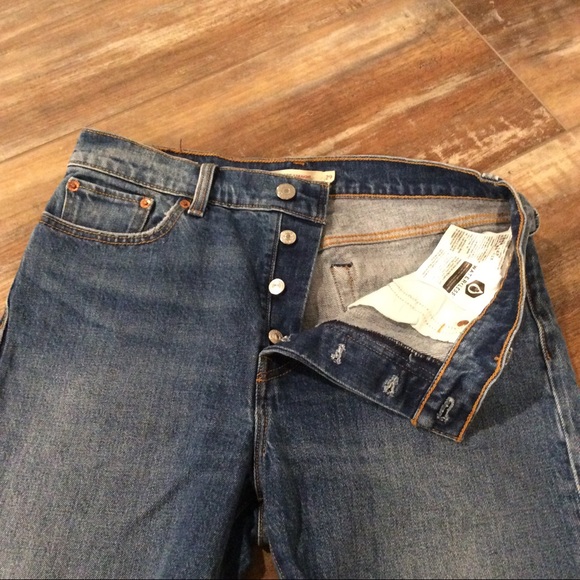 LEVIs Wedgie Straight 501 Cut Offs modern/vintage - Picture 2 of 6